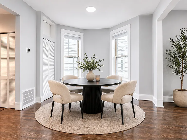 1809 N Francisco Ave #1 — Photo 6