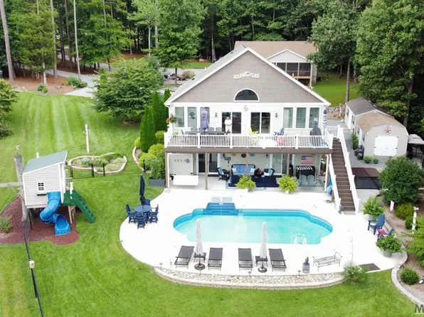 476 Wildwood Cir, Littleton, NC 27850