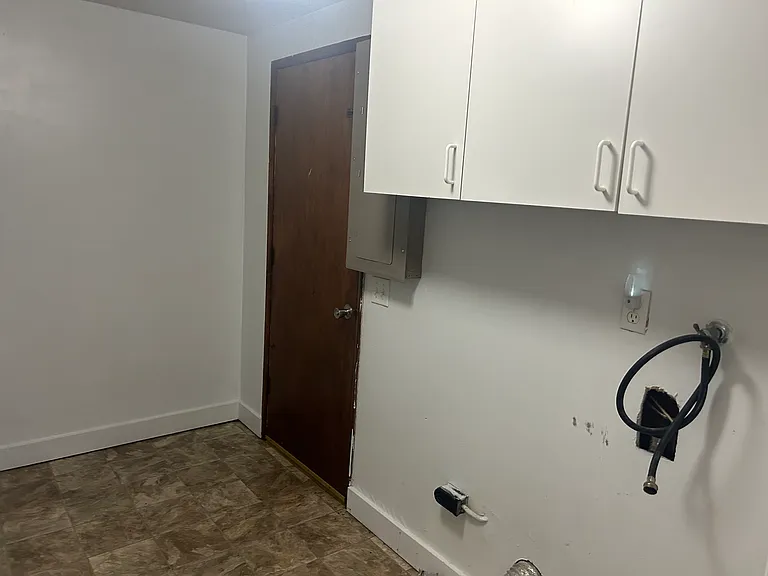 910 Oakway Dr — Photo 21