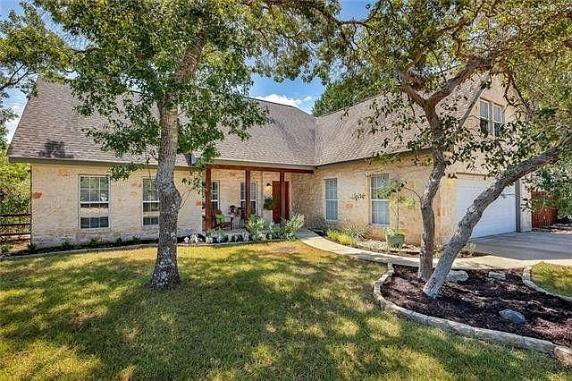 1st image of 69 Sprucewood Dr
