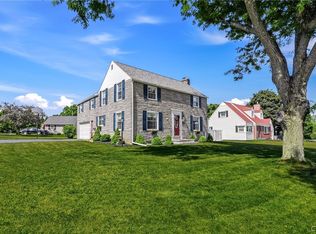 29 Lyndon Rd, Whitesboro, NY 13492