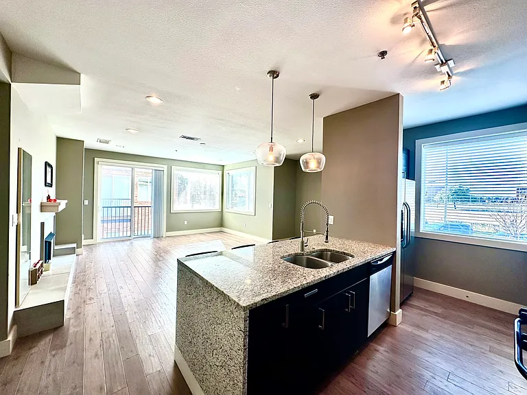 1320 May St #206 — Photo 3