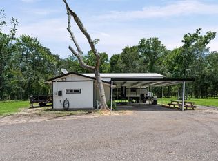 6219 Davis Rd, Wharton, TX 77488