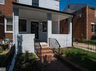 5520 C St SE, Washington, DC 20019