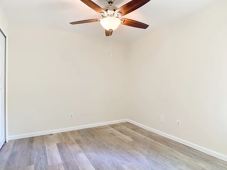 3400 Eric Ter — Photo 11
