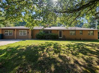 1401 6th St, Monett, MO 65708