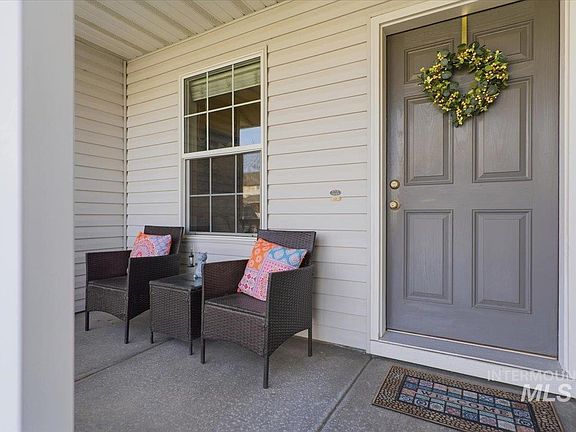 4th image of 3530 S Twin Springs Way