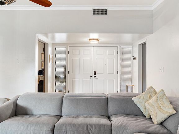 4th image of 2000 Ashe Rd Unit 21