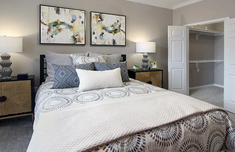 Rockledge Oaks Apartments — Photo 8
