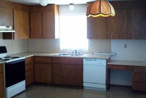 4th image of 12712 107th Avenue Ct E