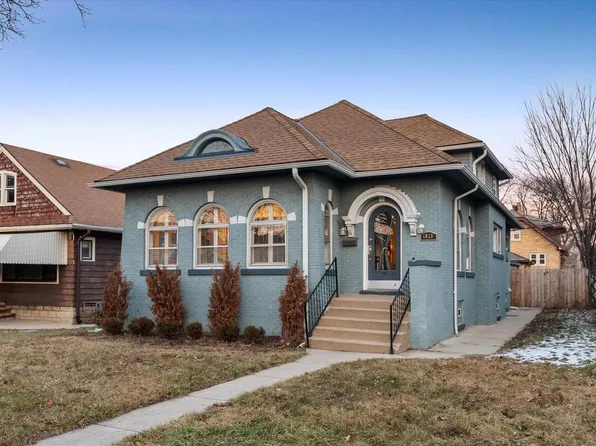 4028 North 16th STREET, Milwaukee, WI 53209
