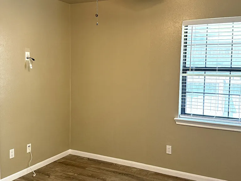 1505 Richland Ct N — Photo 28
