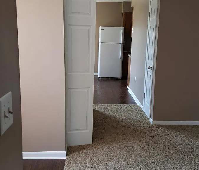 943 Valley Rd #C — Photo 2