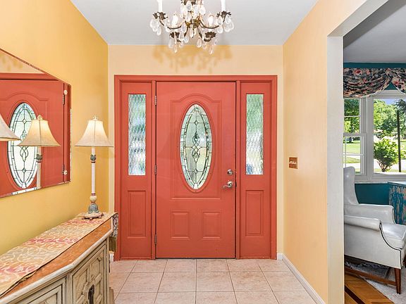 4th image of 3117 Lawrence Dr