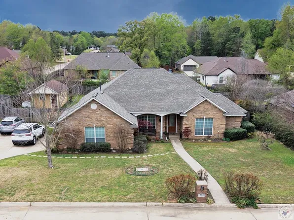 144 Arizona Ave, Wake Village, TX 75501