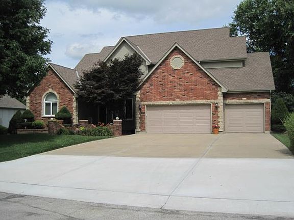 2nd image of 2300 NE Quonset Ct