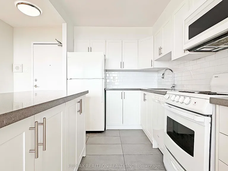 666 Spadina Ave #2503 — Photo 6