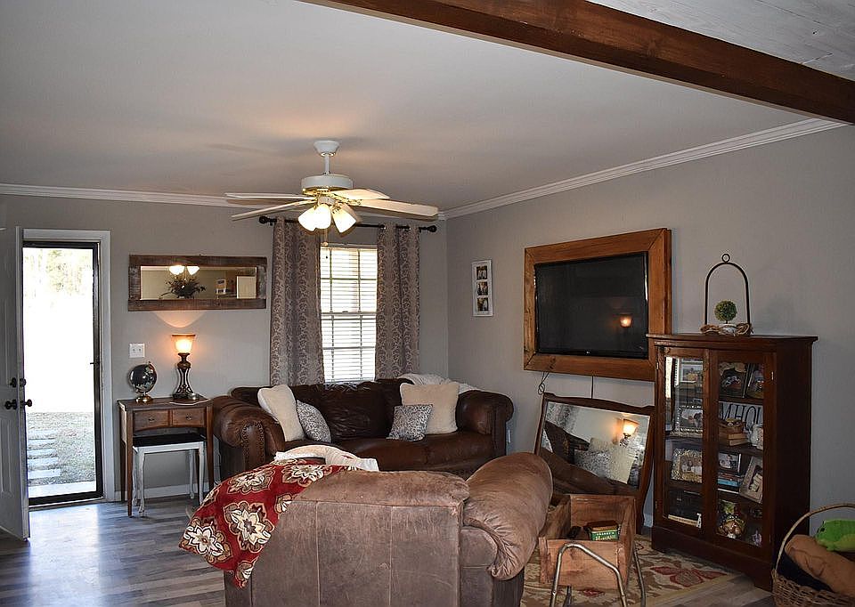 2nd image of 2441 County Road 55