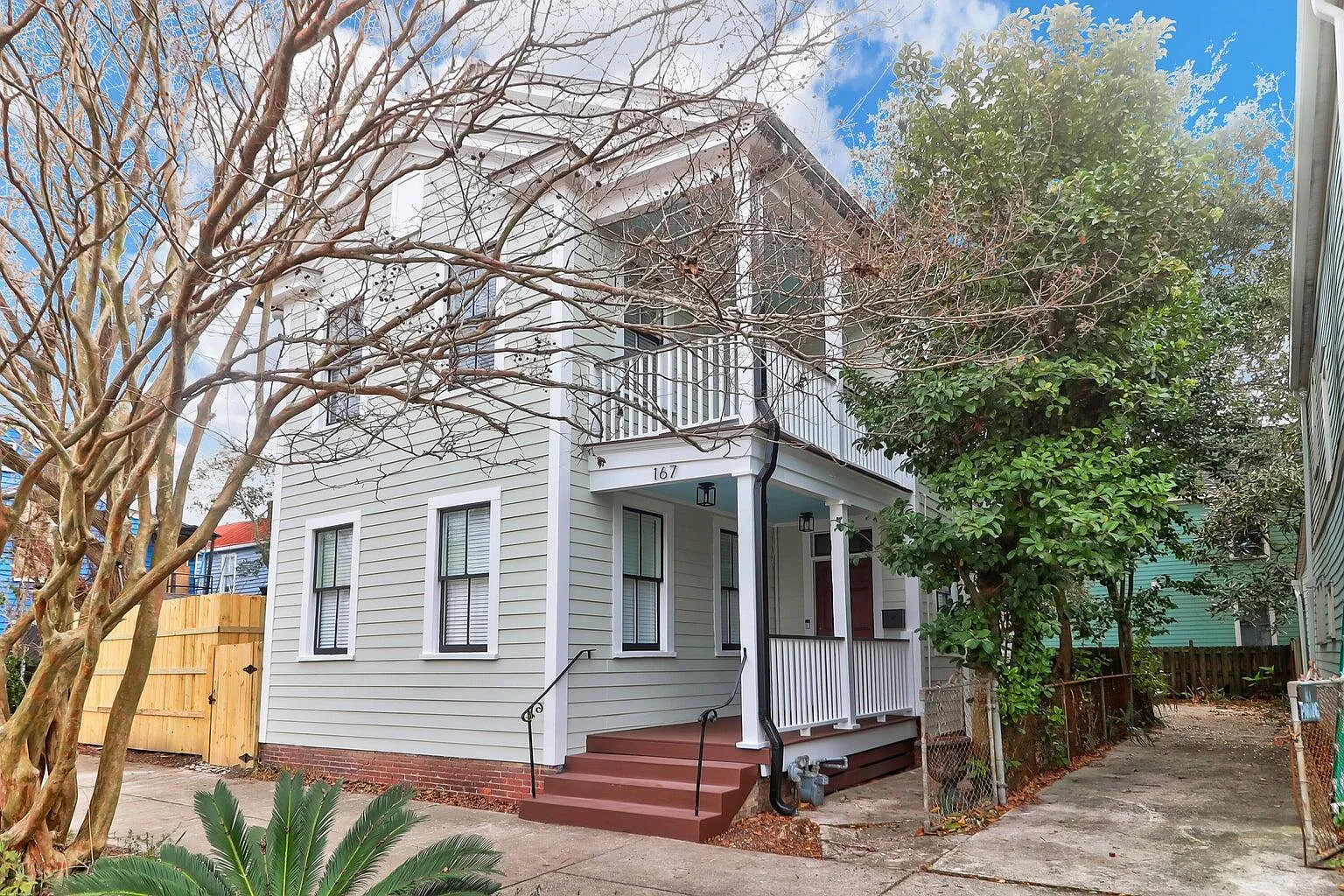 5 bed, 2.5 bath, 1900 sqft, $6,500 — Photo 1