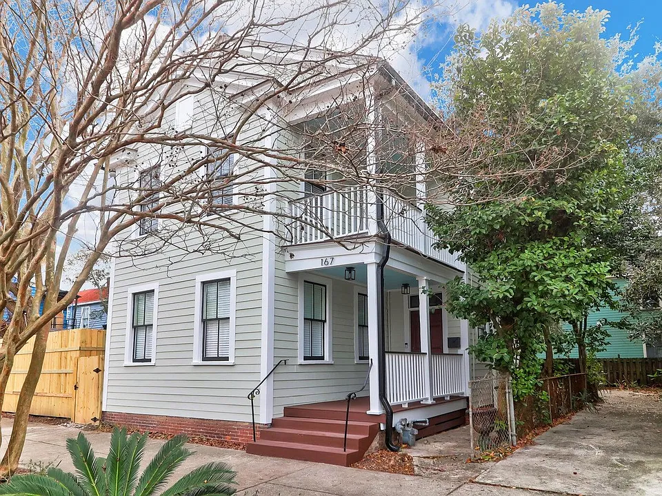 167 Fishburne St