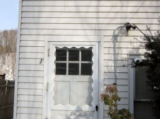 304 Kent Rd APT 1, New Milford, CT 06776