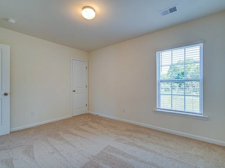 584 Craftsman Ln — Photo 27