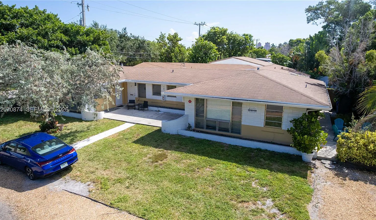 1 bed, 1.0 bath, 650 sqft, $1,600 — Photo 2