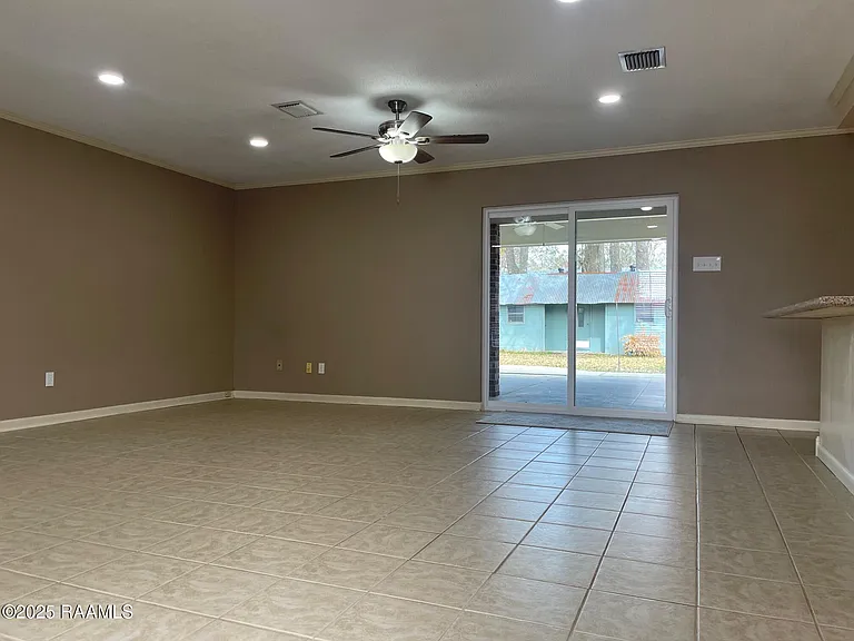 107 Papwood Cir — Photo 7