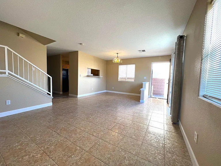 5555 Leaning Oak Ave — Photo 14