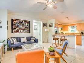 7100 6th Ave N, Saint Petersburg, FL