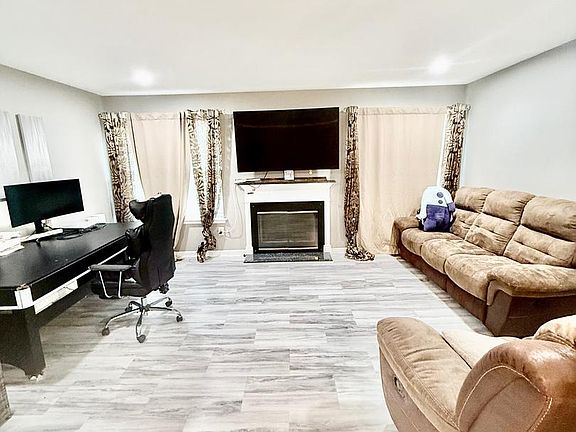 5th image of 41 Sassafras Dr