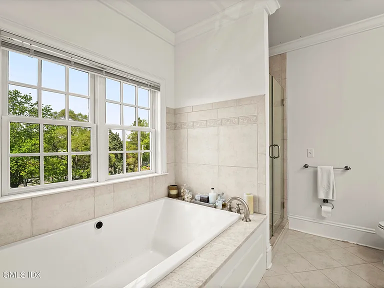 26 Edgewood Ave #1 — Photo 23