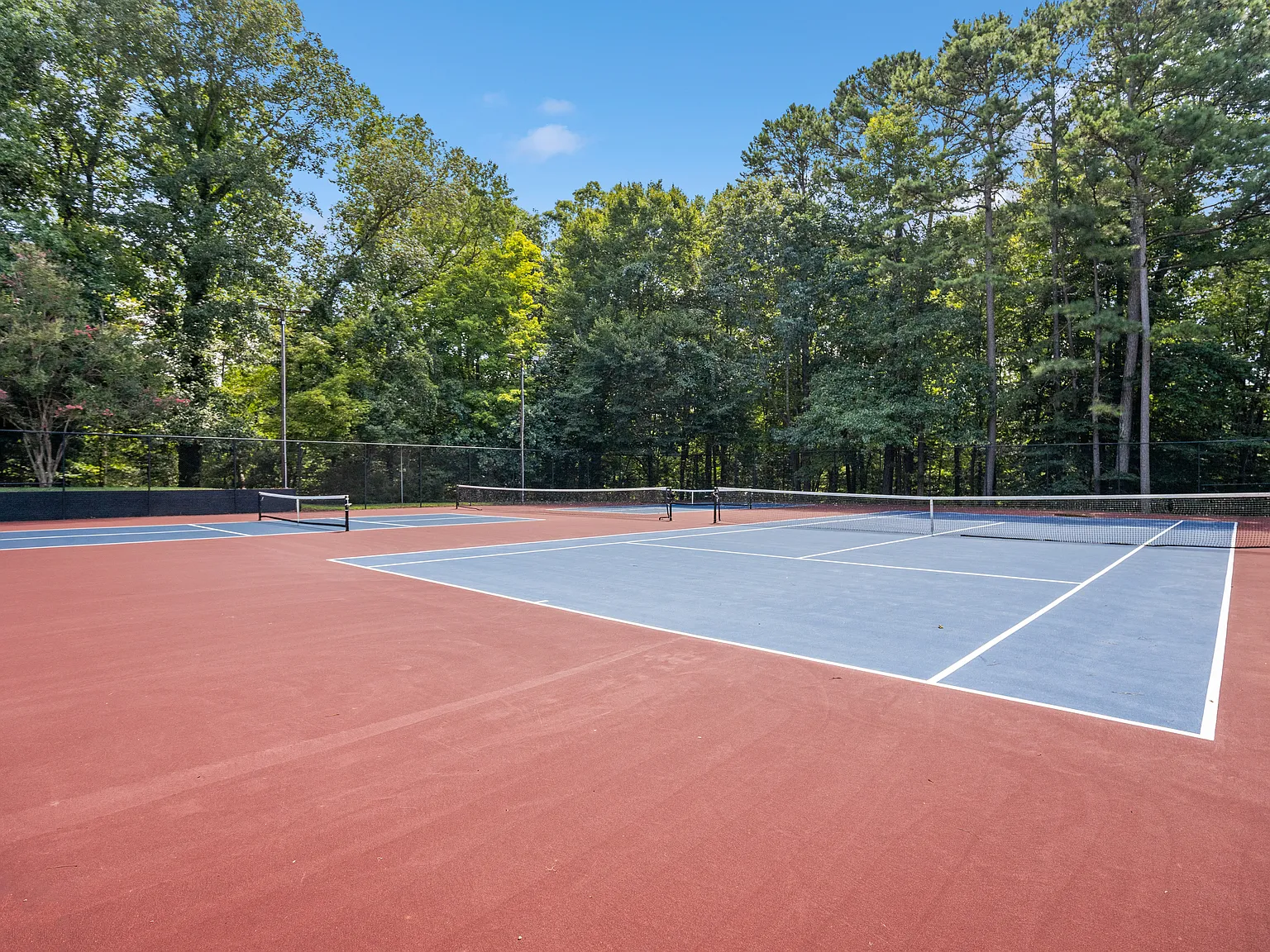 Lynnwood Park — Photo 3