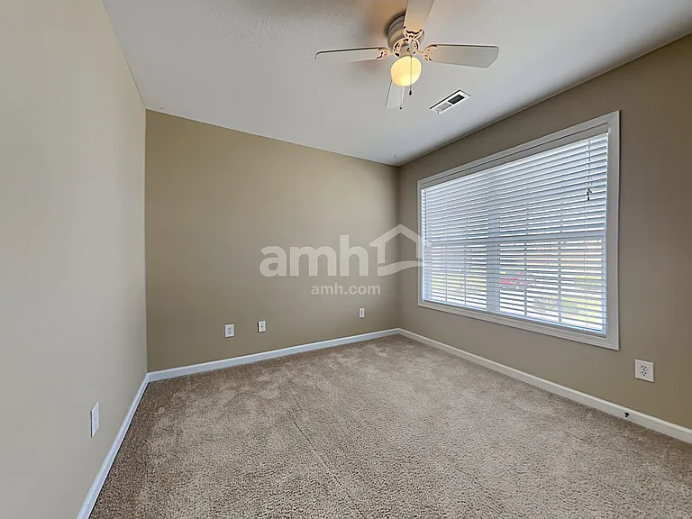 5006 Horsestall Dr — Photo 17
