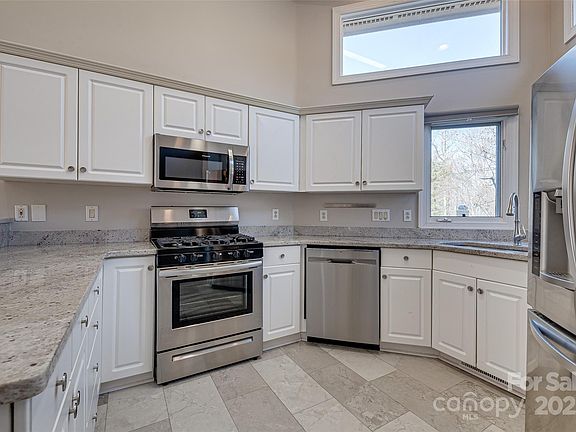 4th image of 14106 Yachtsman Harbor Dr