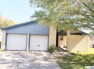 1906 Dennis St, Copperas Cove, TX 76522