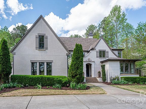 5th image of 3160 Ashwood Park Dr