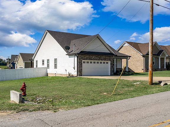 3rd image of 1197 Finley Beech Rd