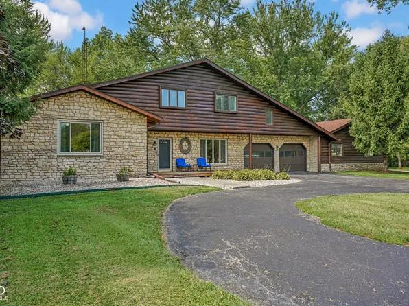 1342 N 500 E, Columbus, IN 47203