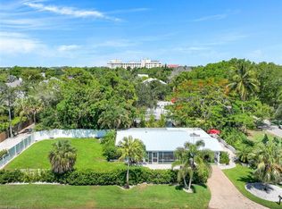 409 3rd Ave N, Naples, FL 34102