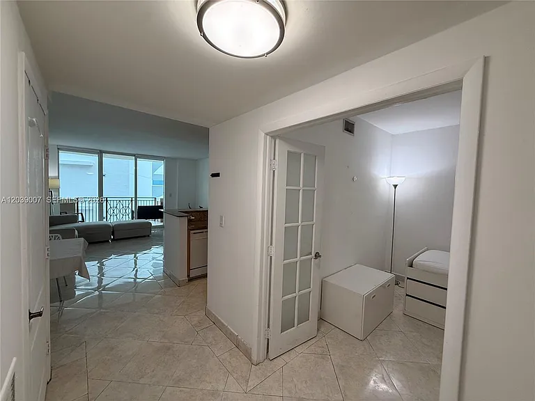 17555 Atlantic Blvd #1103 — Photo 7