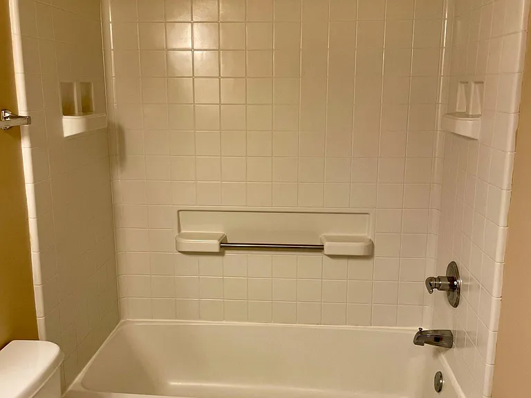 6765 Greenbriar Curv — Photo 12