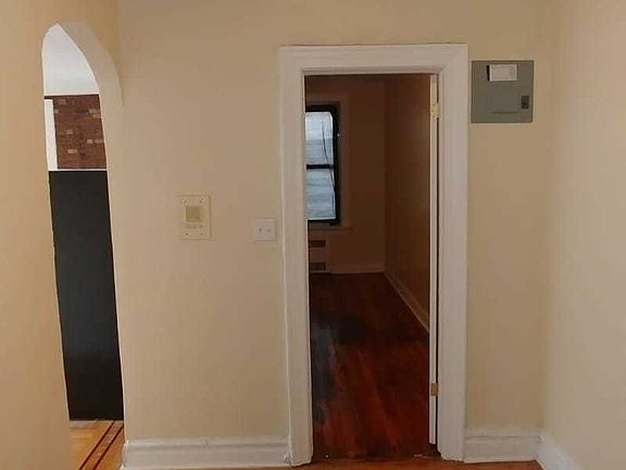 4th image of 535 Parkside Ave APT 6P