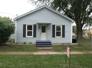 2219 Lyon St, Des Moines, IA 50317