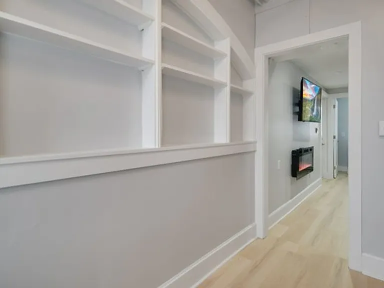 504 Stewart Ave — Photo 168