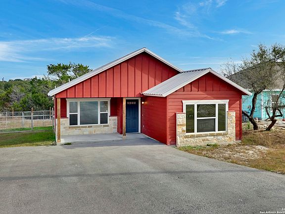 2nd image of 2720 Golf Dr