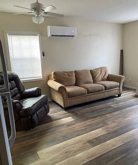 207 Deer St #B — Photo 7