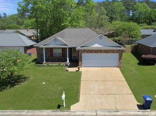 622 Annawood Ln NE, Brookhaven, MS 39601