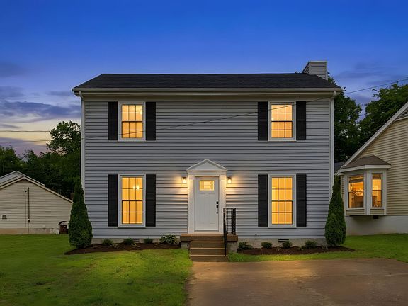 3rd image of 548 Heritage Ln