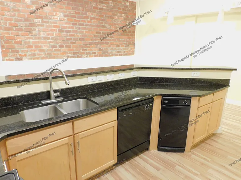 220 W Market St #105 — Photo 7